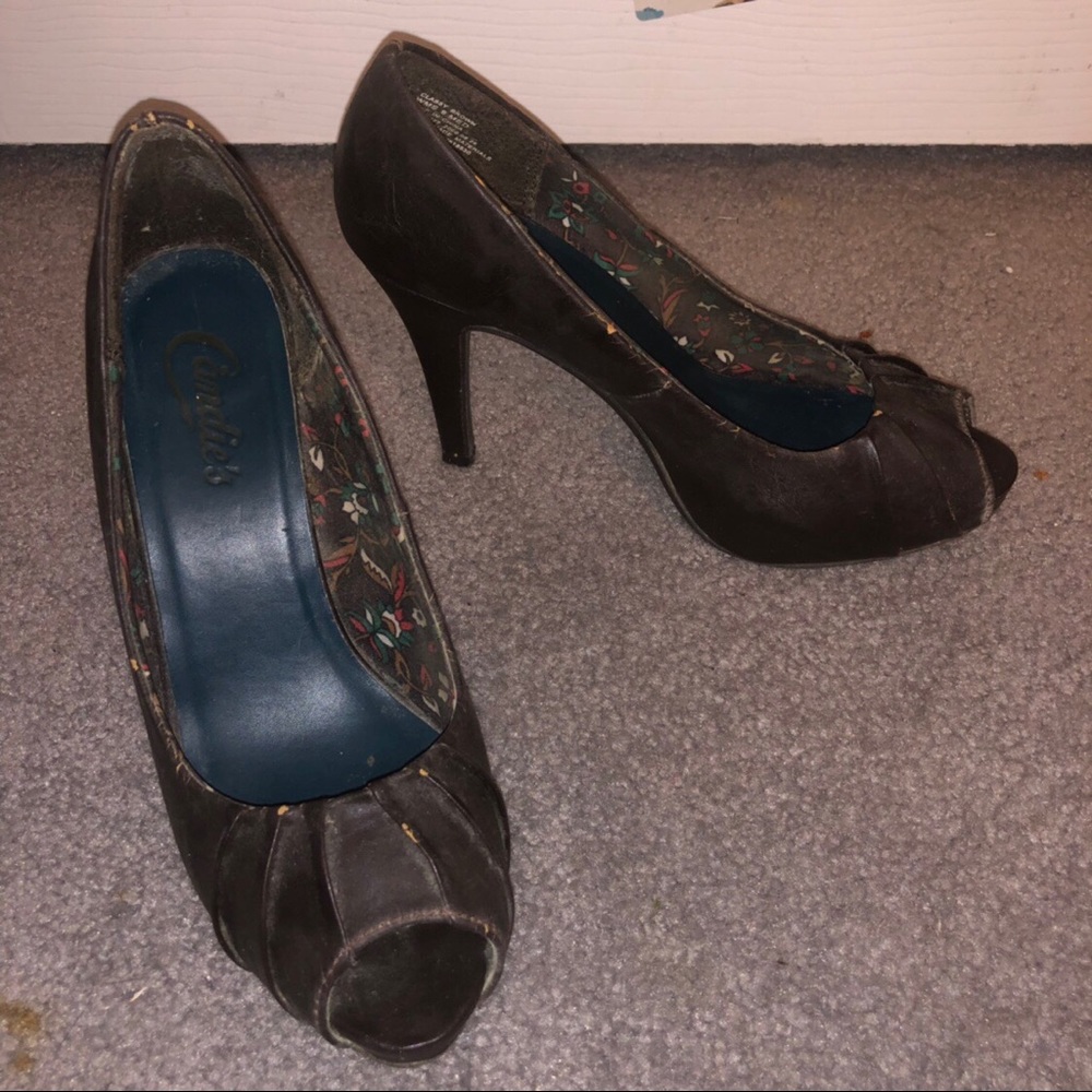 Candie’s by Kohl’s Heels in Brown